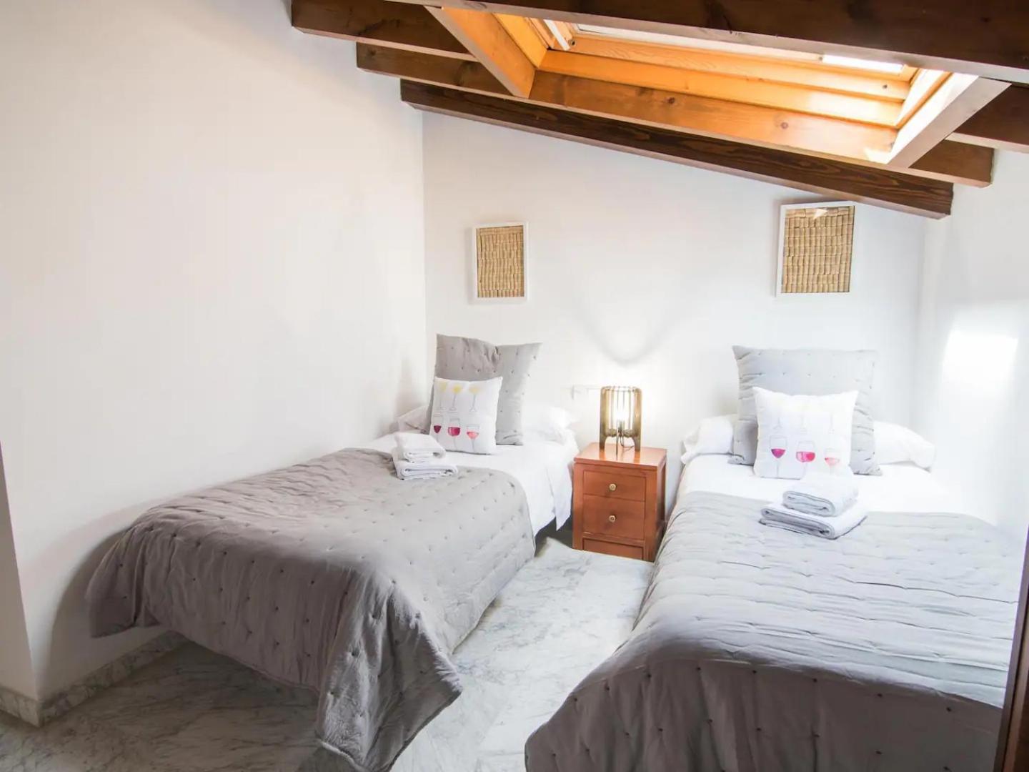 Ferienwohnung Tuguest Atico Gracia Granada Exterior foto